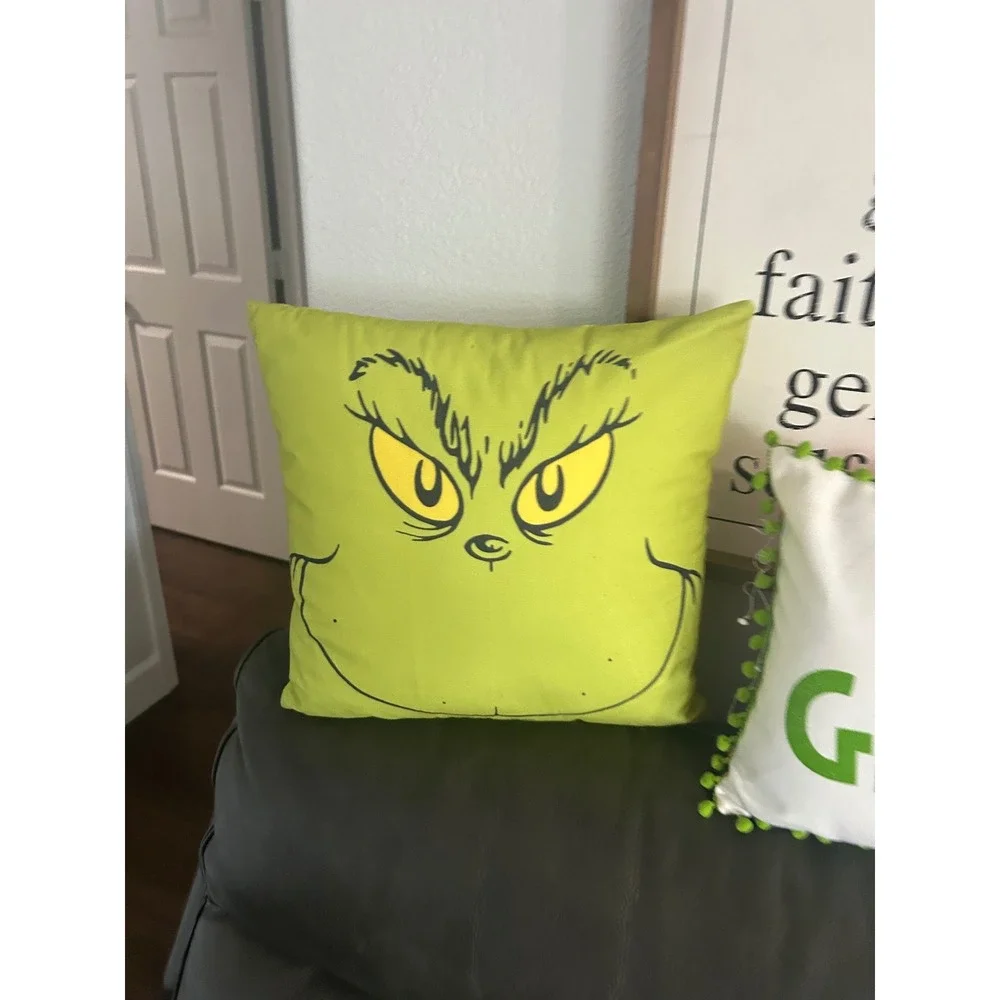 Dr Seuss The Grinch Christmas Decorative Pillow Set 3pc Merry Grinchmas Pom Pom
